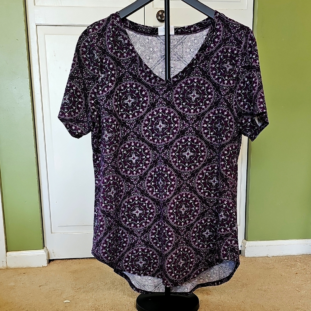 EUC Medium Lularoe Iris